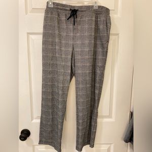 A New Day Grey Pants size Large
